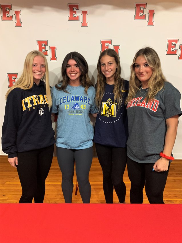 East Islip HS seniors sign college letters of intent The Islip Bulletin